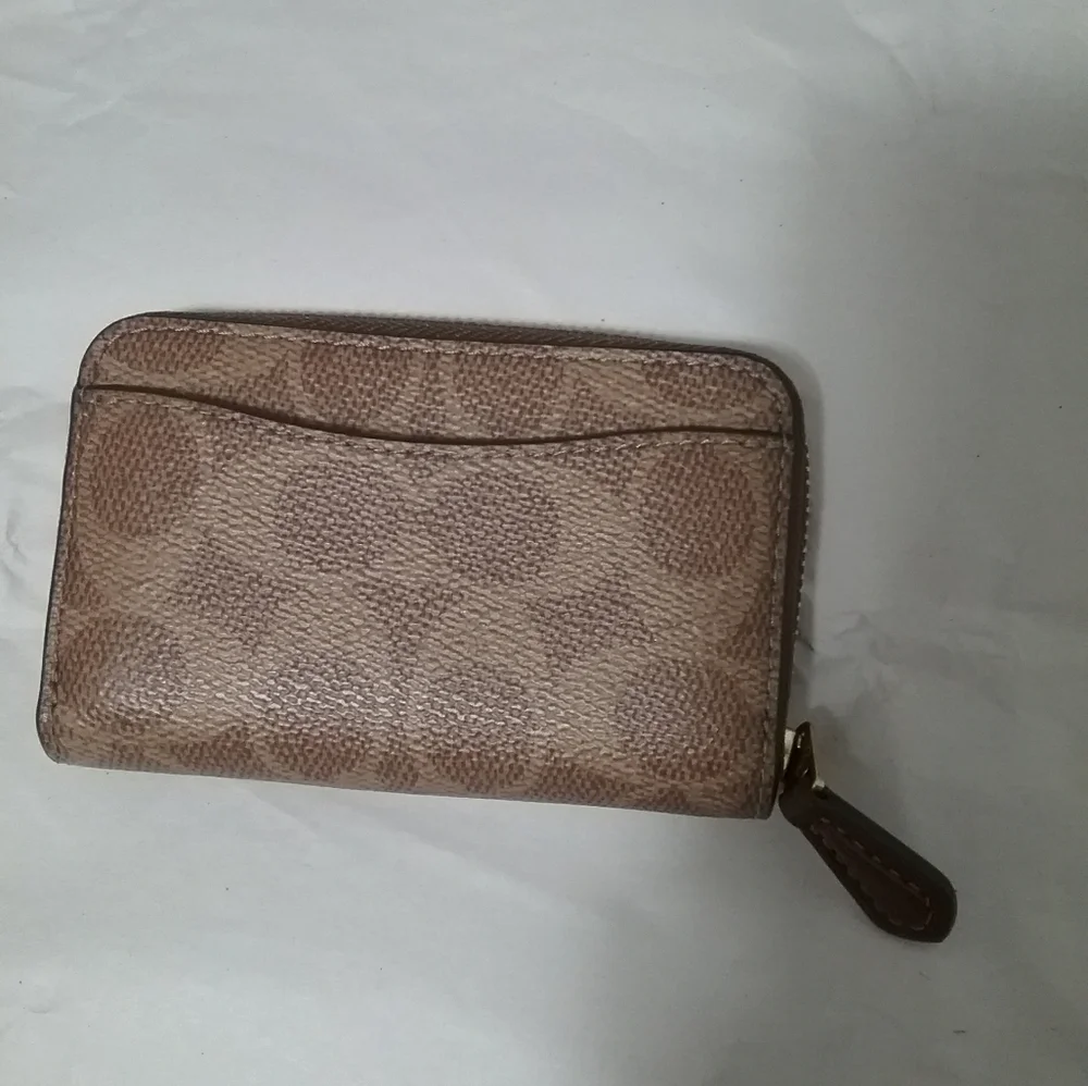 Coach green dinosaur wallet - Picture 4 of 7